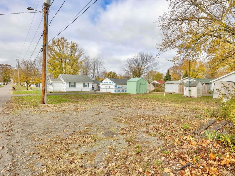 8874 Crescent Street, Lakeview, OH 43331 Photo 11