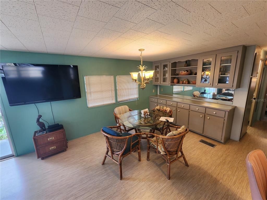 5317 Chateau Lane, Bradenton, FL 34207 Photo