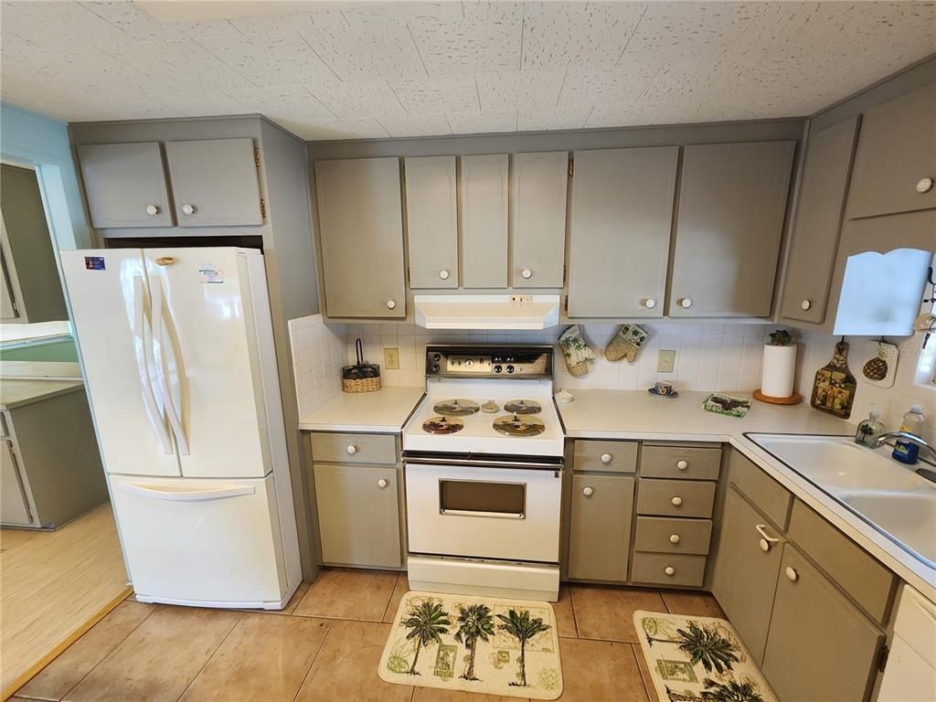 5317 Chateau Lane, Bradenton, FL 34207 Photo