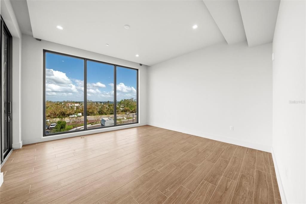 1591 Gulf Of Mexico Drive, Unit 413, Longboat Key, FL 34228 Photo