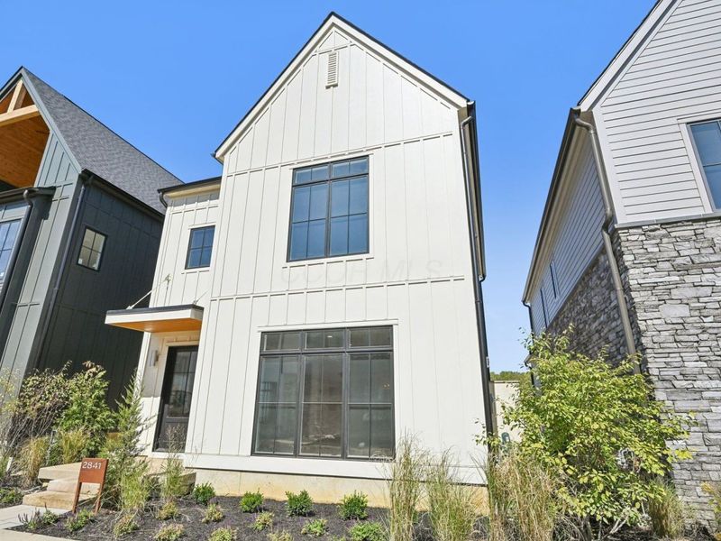 2841 Katmai Drive, Columbus, OH 43228 Photo 2