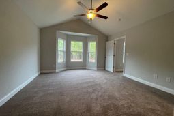 910 Padgett Lane photo 4