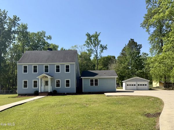2443 Creekside Road, Kinston, NC 28504