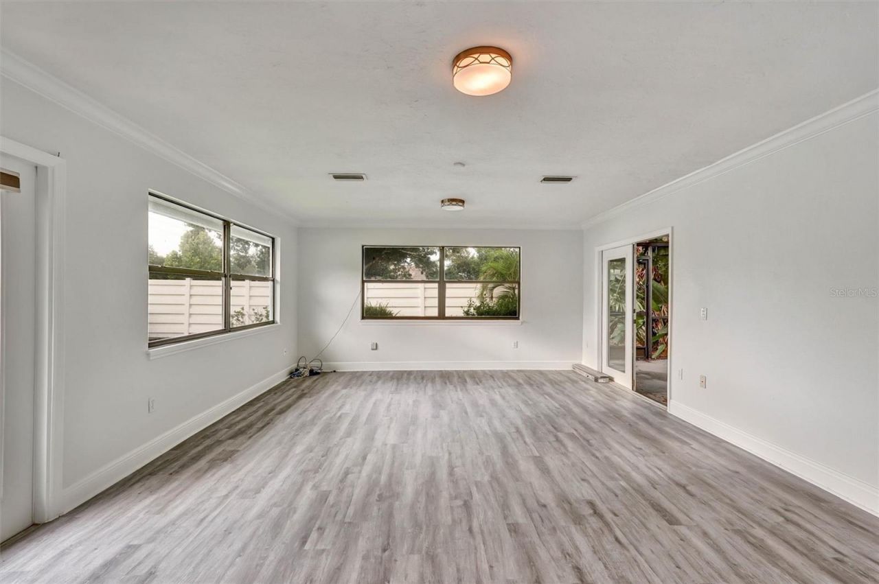 7861 Pine Trace Drive, Unit 7861, Sarasota, FL 34243 Photo