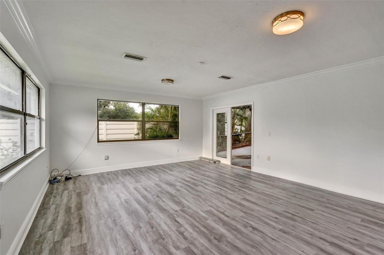 7861 Pine Trace Drive, Unit 7861, Sarasota, FL 34243 Photo