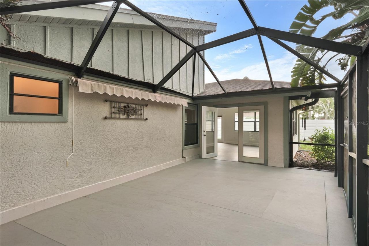 7861 Pine Trace Drive, Unit 7861, Sarasota, FL 34243 Photo
