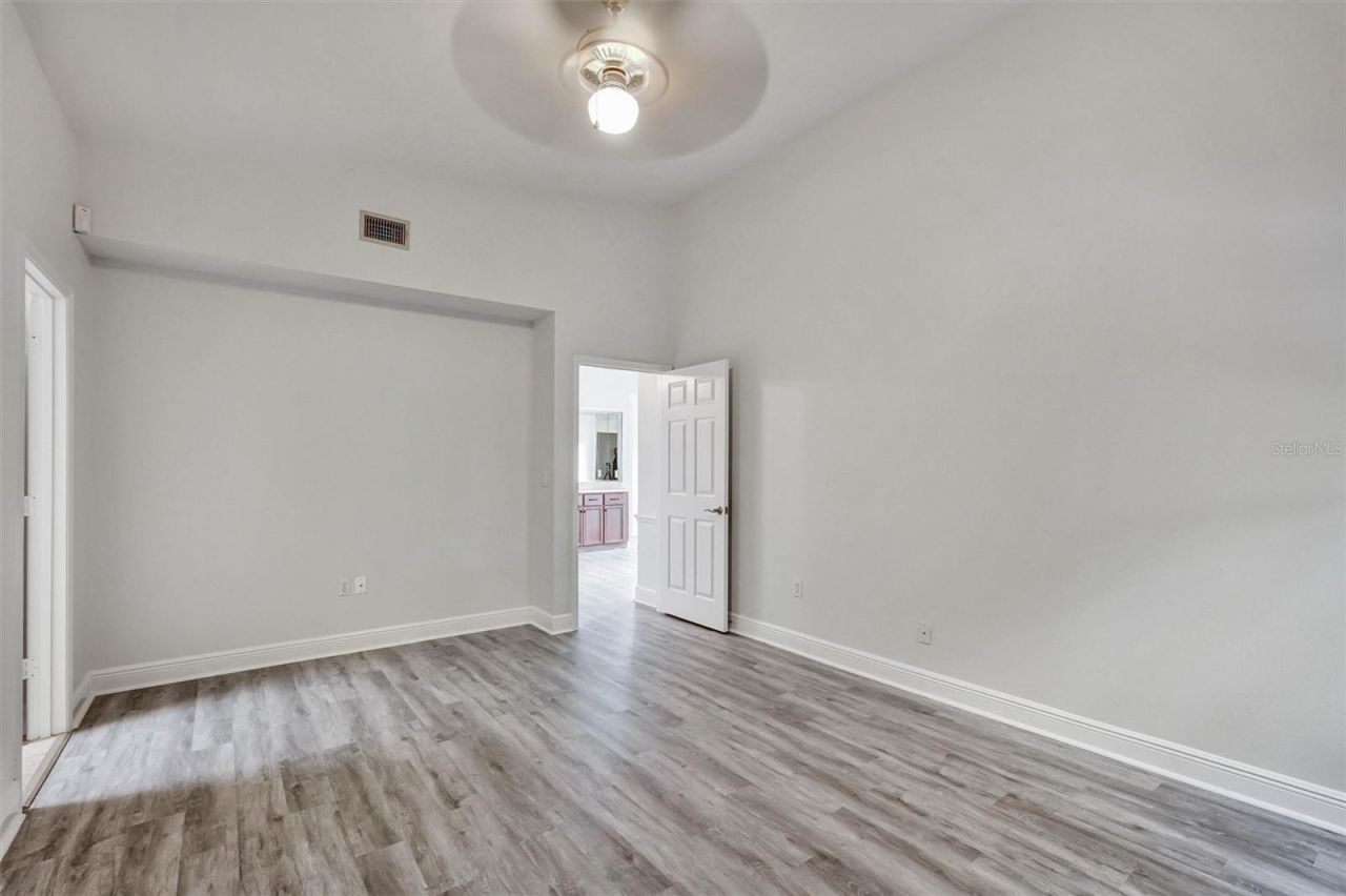 7861 Pine Trace Drive, Unit 7861, Sarasota, FL 34243 Photo