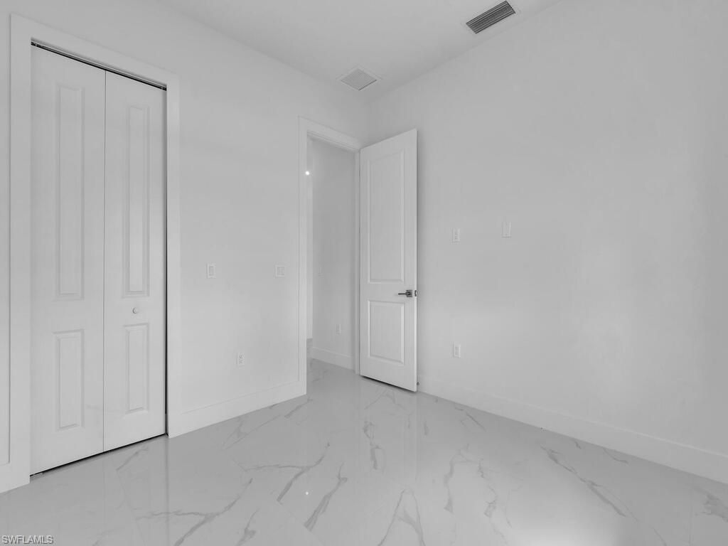 6022 Thrush Ave, Fort Myers, FL 33905 Photo