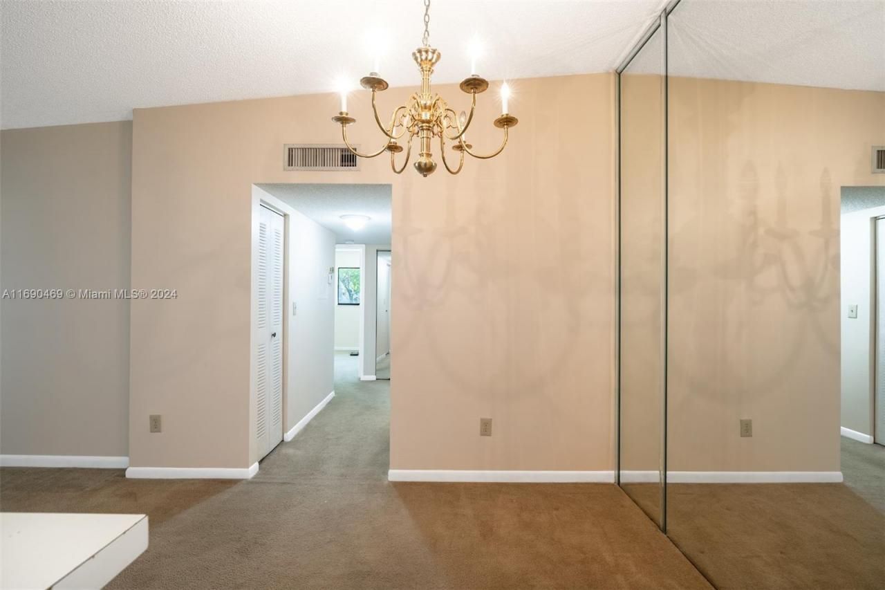 10869 W Clairmont Cir, Unit 209, Tamarac, FL 33321 Photo