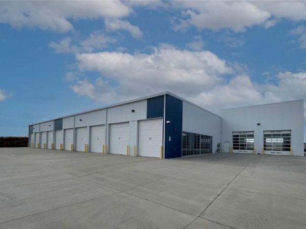 6900 Partners Avenue, Marion, IA 52302