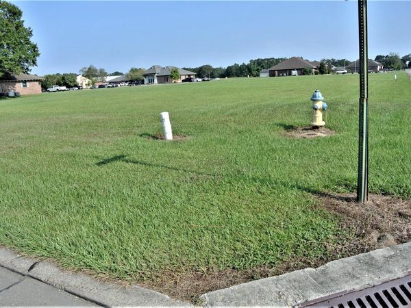 3 Andre Street, Unit B, New Iberia, LA 70563