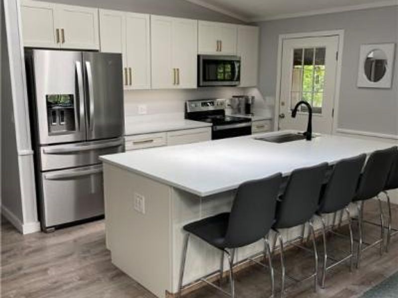 2335 Morning Star Drive, Roaming Shores, OH 44084 Photo 2