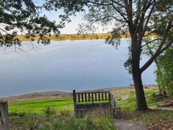 8926 93Rd Avenue, Wapello, IA 52653