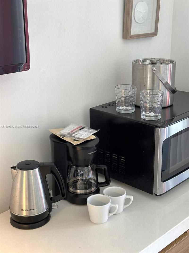 2602 E Hallandale Beach Blvd, Unit R610, Hallandale Beach, FL 33009 Photo
