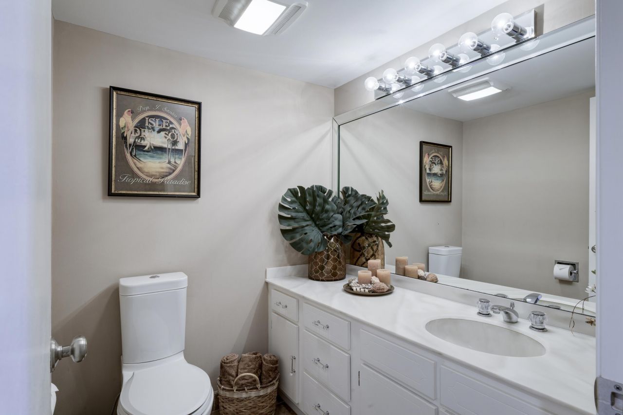 108 Lakeshore Drive, Unit T-38, North Palm Beach, FL 33408 Photo