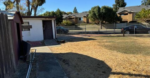 2724 Sparks Way, Modesto, CA 95350 Photo