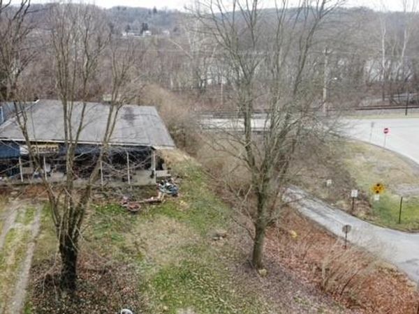 462 Midland Road, Midland, PA 15059