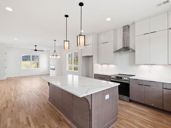 1016 W Trinity Ln, Unit 4, Nashville, TN 37218