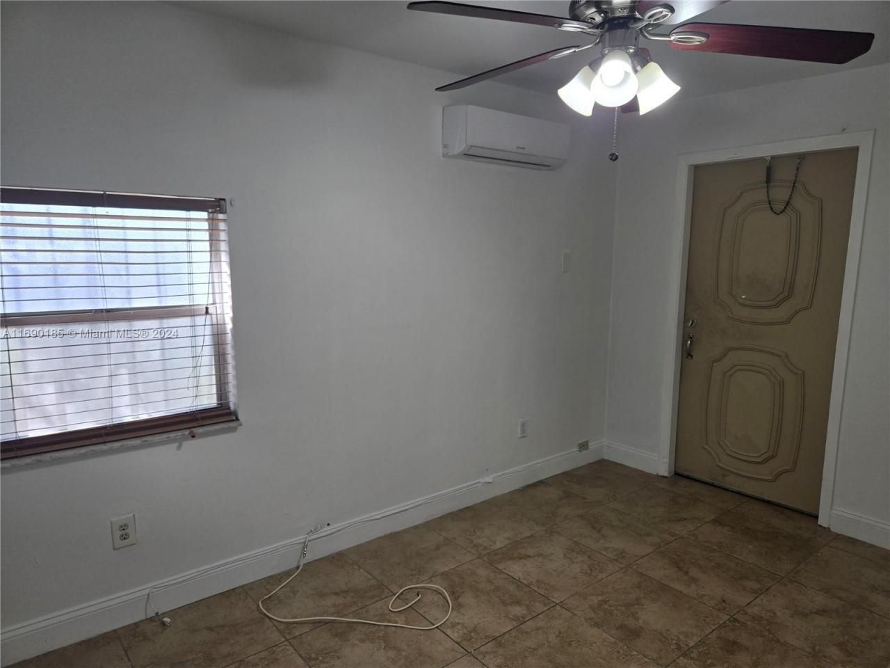 961 E 32nd St, Hialeah, FL 33013 Photo