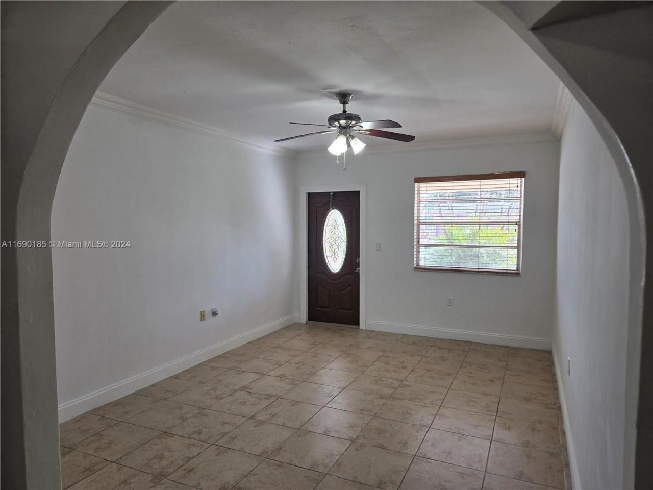 961 E 32nd St, Hialeah, FL 33013 Photo