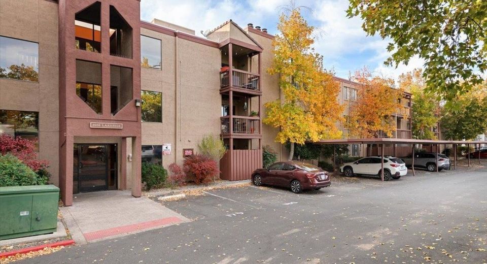 2955 Lakeside Drive, Unit 223, Reno, NV 89509 Photo