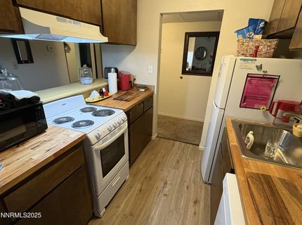 2955 Lakeside Drive, Unit 223, Reno, NV 89509 Photo