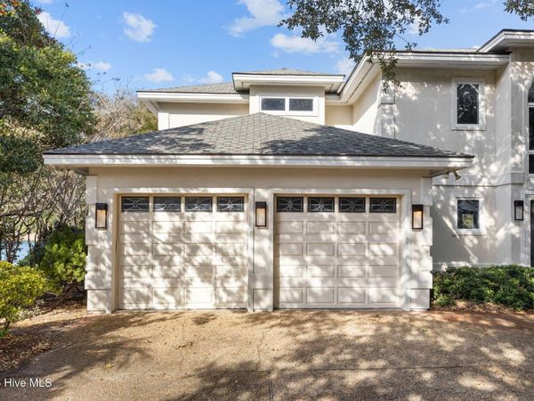 518 Egret Lake Drive, Pine Knoll Shores, NC 28512