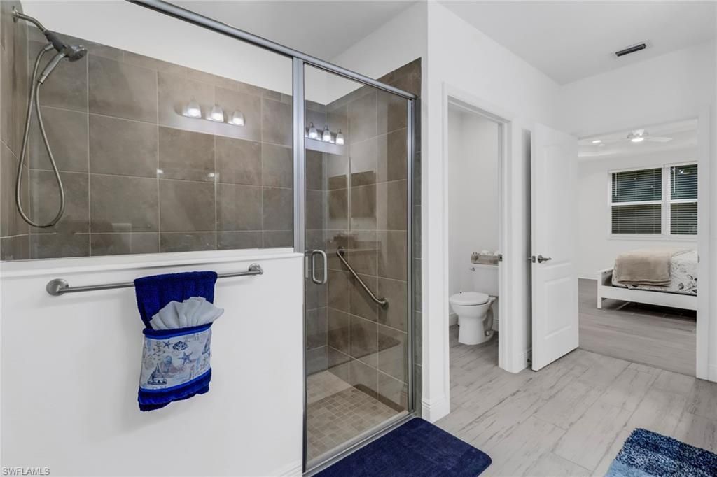 6953 Avalon Cir, Unit 1801, Naples, FL 34112 Photo