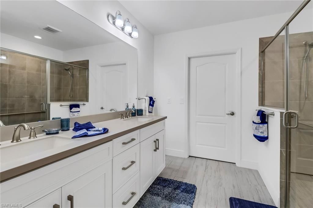 6953 Avalon Cir, Unit 1801, Naples, FL 34112 Photo