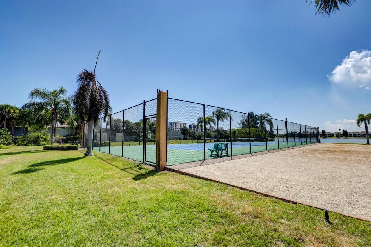 1940 Lynx Drive, Hutchinson Island, FL 34949 Photo