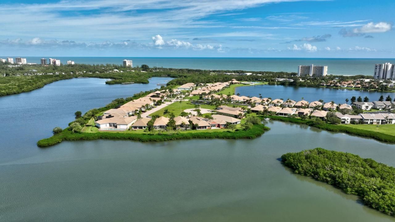 1940 Lynx Drive, Hutchinson Island, FL 34949 Photo