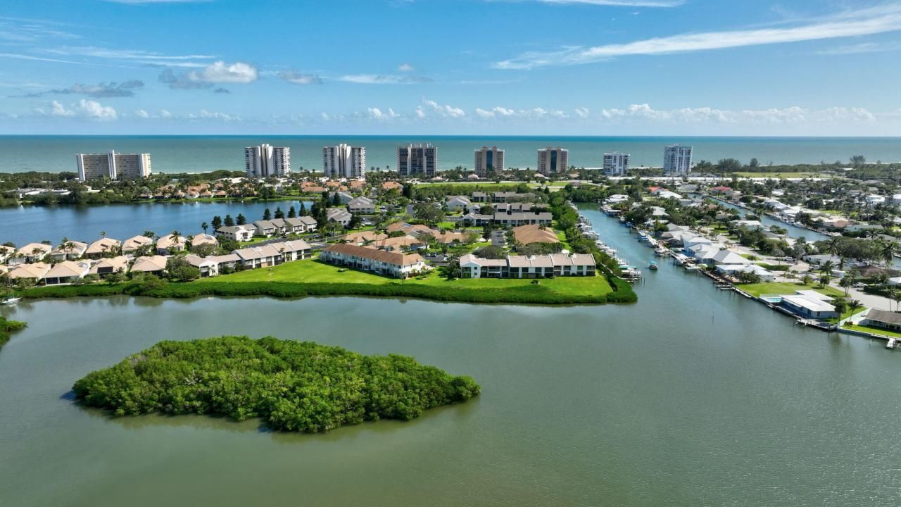 1940 Lynx Drive, Hutchinson Island, FL 34949 Photo