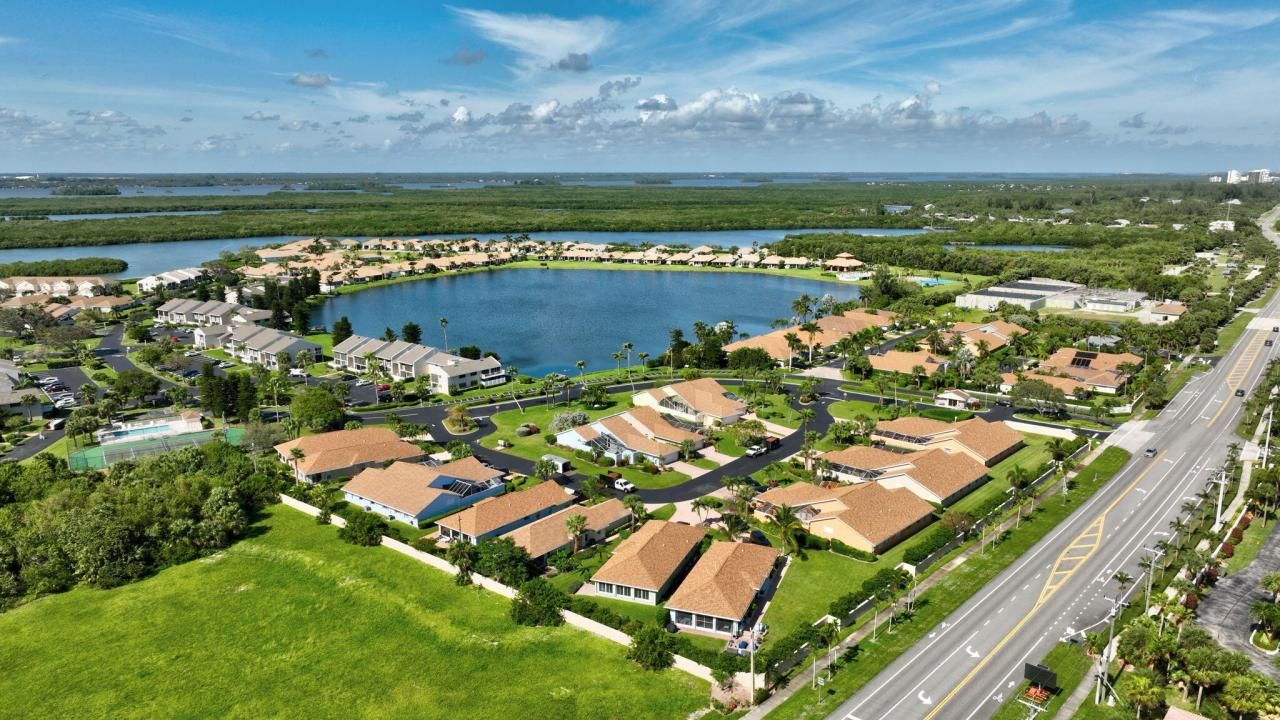 1940 Lynx Drive, Hutchinson Island, FL 34949 Photo