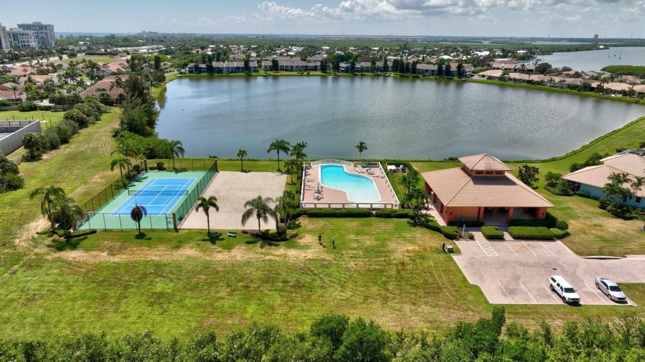 1940 Lynx Drive, Hutchinson Island, FL 34949 Photo