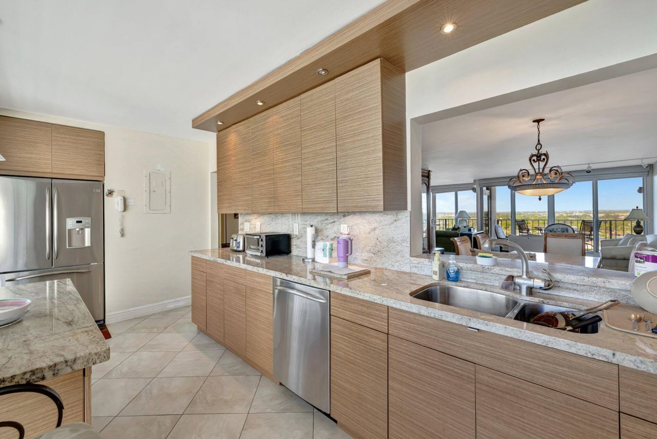 521 N Riverside Drive, Unit 1207, Pompano Beach, FL 33062 Photo