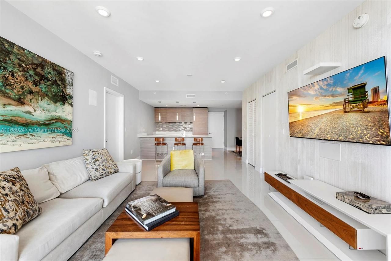 1300 S Miami Ave, Unit 3402, Miami, FL 33130 Photo