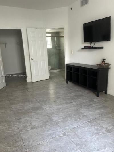 3175 NE 184th St, Unit 3103, Aventura, FL 33160 Photo