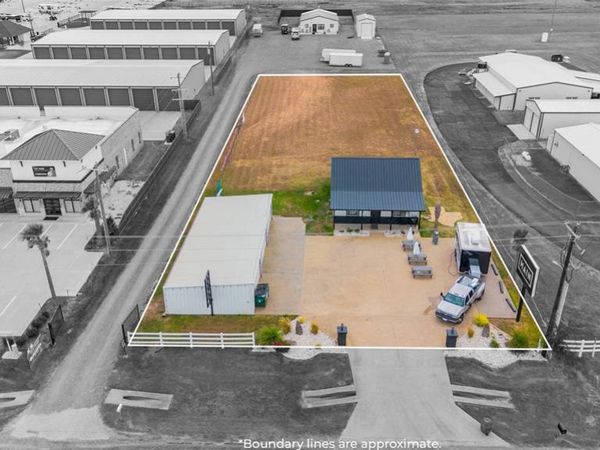 5528 FM933, Whitney, TX 76692