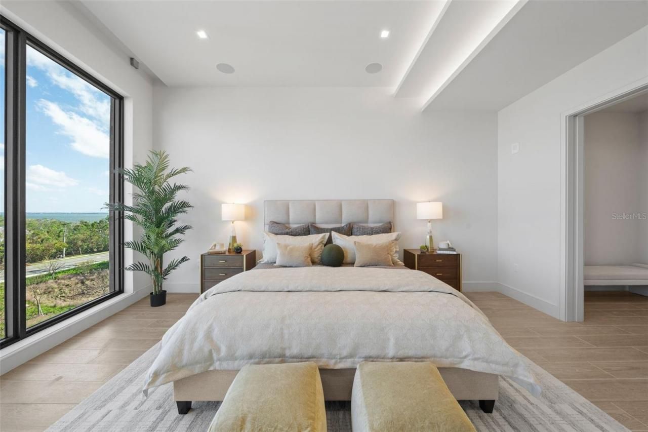 1591 Gulf Of Mexico Drive, Unit 515, Longboat Key, FL 34228 Photo