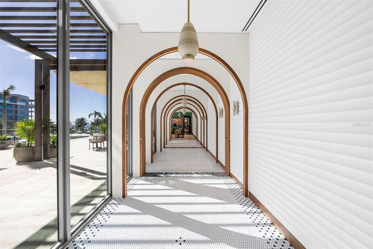 1591 Gulf Of Mexico Drive, Unit 515, Longboat Key, FL 34228 Photo