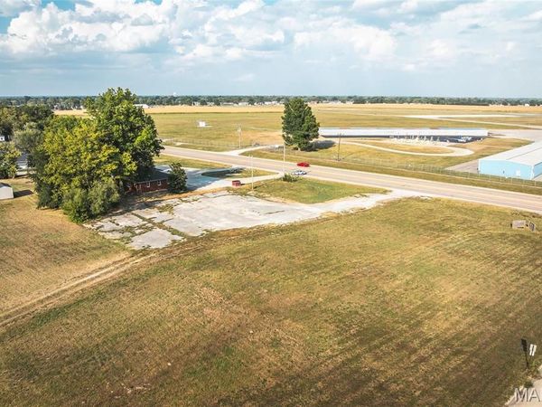 300 Mechanical Drive, East Alton, IL 62024