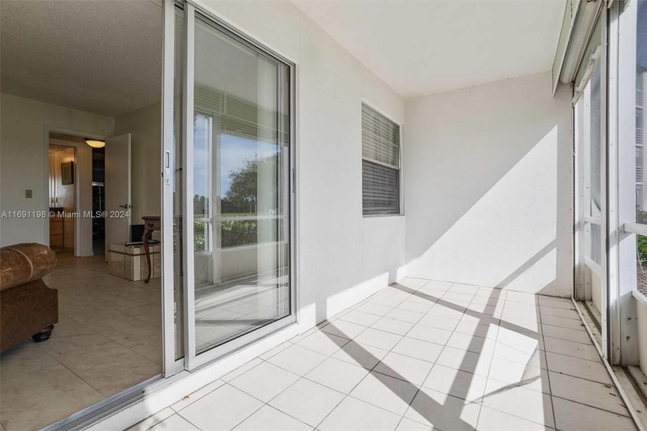 1042 Lincoln C, Unit 1042, Boca Raton, FL 33434 Photo