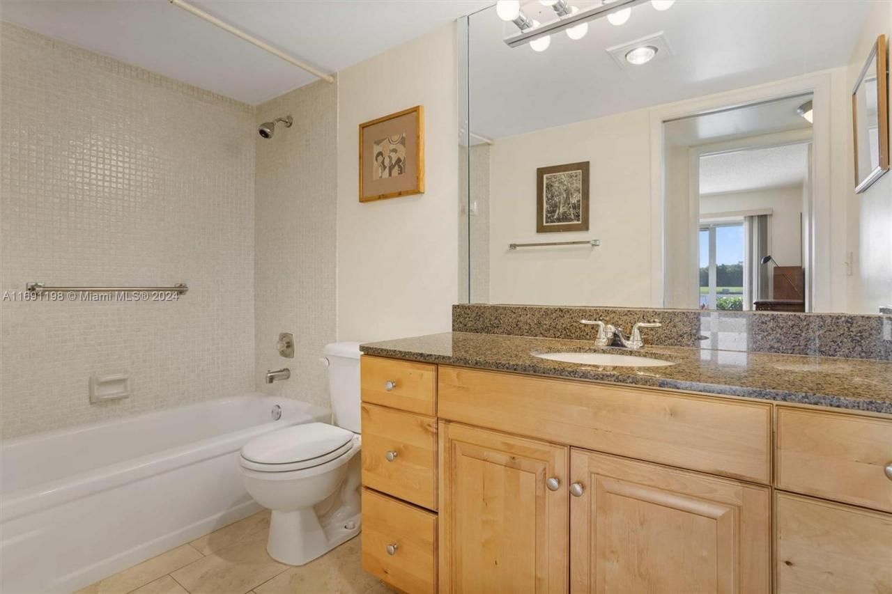 1042 Lincoln C, Unit 1042, Boca Raton, FL 33434 Photo