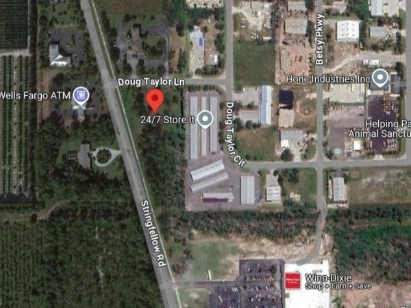 10150 Stringfellow RD, OTHER, FL 33956