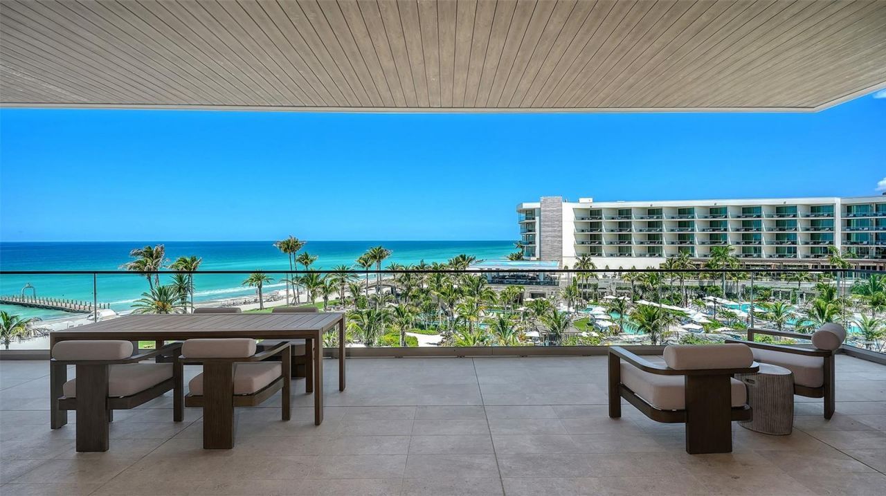 1561 Gulf Of Mexico Drive, Unit 403, Longboat Key, FL 34228 Photo