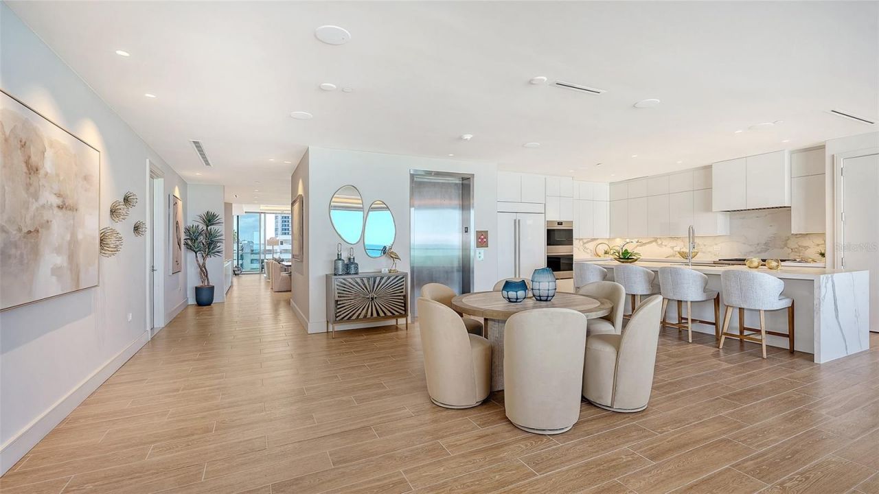 1561 Gulf Of Mexico Drive, Unit 403, Longboat Key, FL 34228 Photo