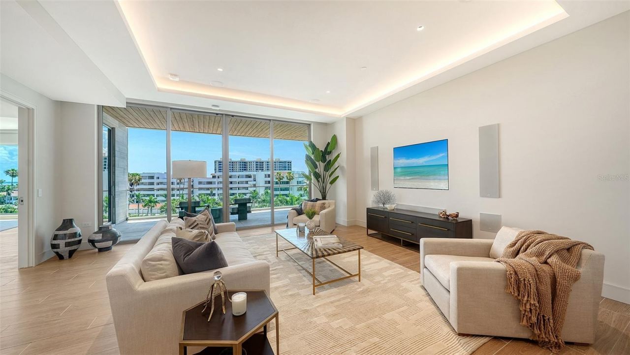 1561 Gulf Of Mexico Drive, Unit 403, Longboat Key, FL 34228 Photo