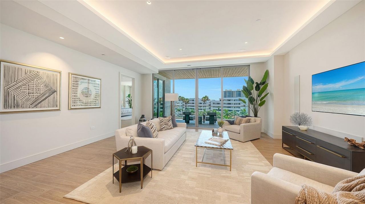 1561 Gulf Of Mexico Drive, Unit 403, Longboat Key, FL 34228 Photo