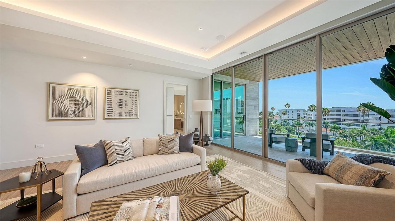 1561 Gulf Of Mexico Drive, Unit 403, Longboat Key, FL 34228 Photo