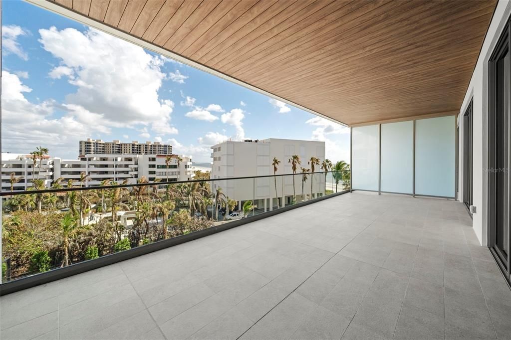 1561 Gulf Of Mexico Drive, Unit 403, Longboat Key, FL 34228 Photo